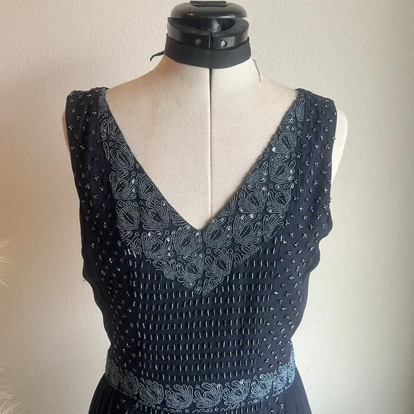 Tory Burch Silk Beaded Sequin Luxe Pleated Cocktail Dress in Navy Size 4 - Picture 3 of 16